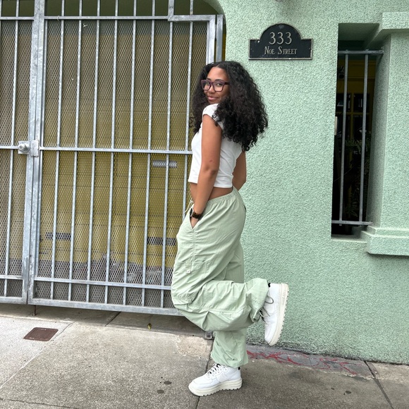 leilasebastian